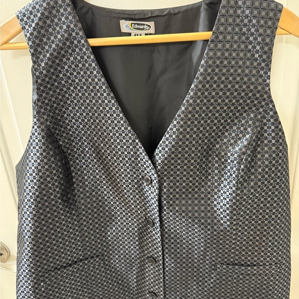 Edward’s Grid Brocade Vest Size L R 100% Polyester Two pockets Buttoned - Picture 6 of 6
